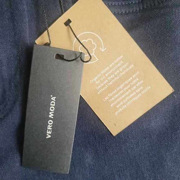 NWT Vero Moda Pedal Pusher Pants Size Size M in Dark Blue - Picture 10 of 11